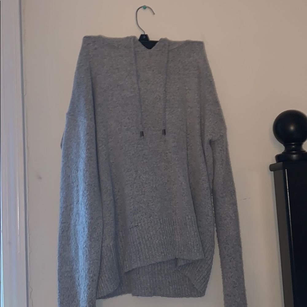 Hoodie/Sweater